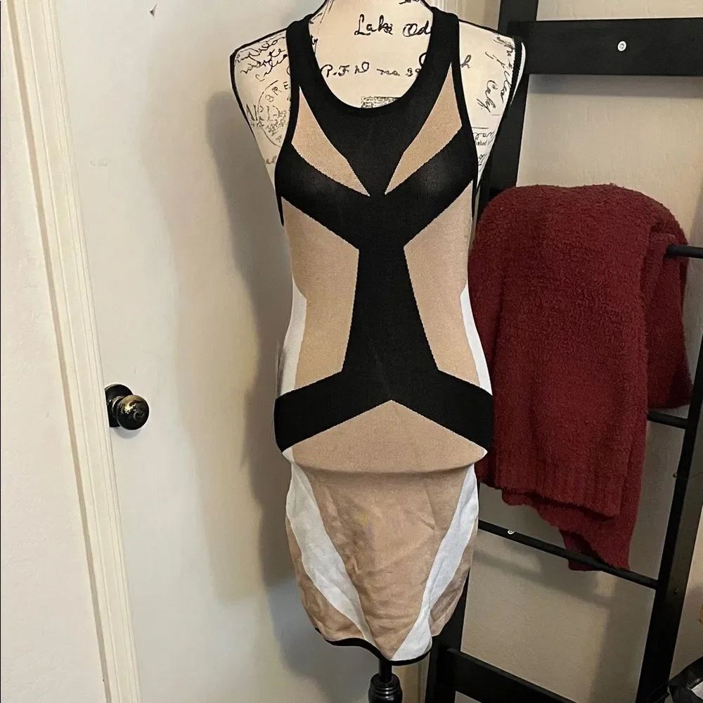 Bebe Y2K Colorblock Geometric Bandage Pullover Dress   Bodycon Event Party Club